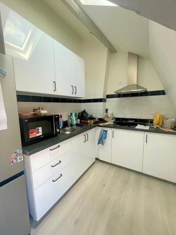 T2 rénové vue château !