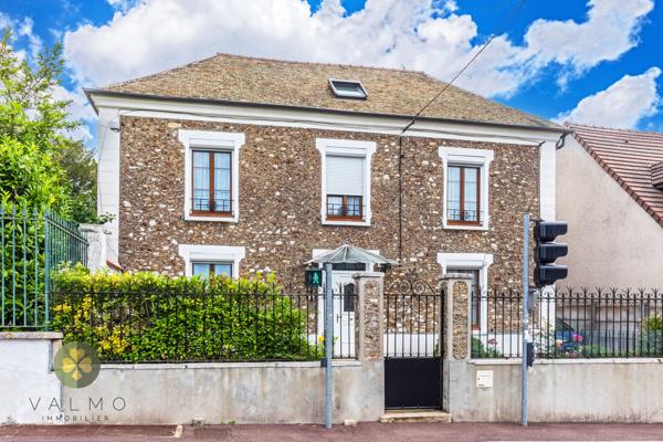 Maison 7 pièce(s) 5 chambre(s) 138 m²