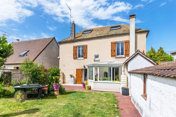 Maison 7 pièce(s) 5 chambre(s) 138 m²