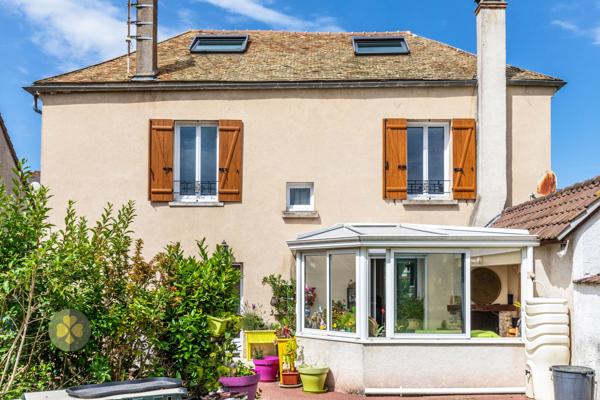 Maison 7 pièce(s) 5 chambre(s) 138 m²