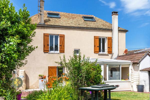 Maison 7 pièce(s) 5 chambre(s) 138 m²