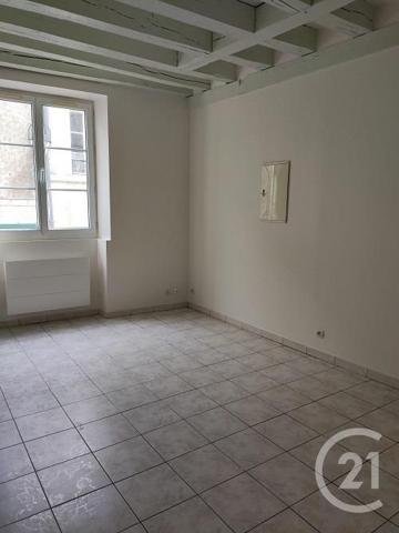 Immeuble à vendre  120,21 m2 BEAUGENCY - 45