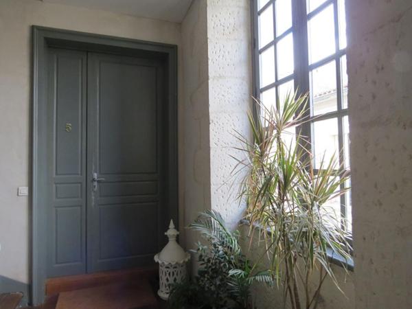 Beau T3 dans immeuble de caractère hyper centre