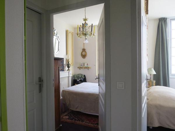 Beau T3 dans immeuble de caractère hyper centre