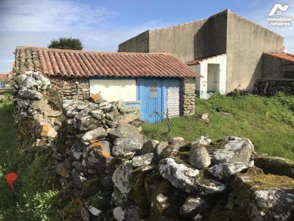 NOIRMOUTIER, LA MADELEINE A DEUX PAS DE LA MER