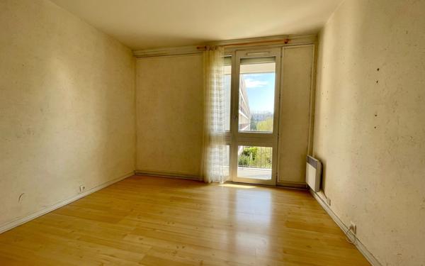 Appartement à vendre    5 pièces • 100,28 m2 Yerres