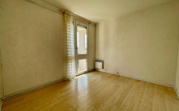 Appartement à vendre    5 pièces • 100,28 m2 Yerres