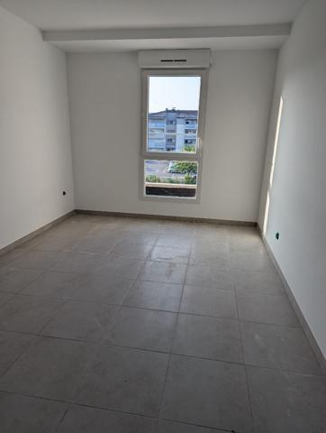 Appartement Marignane 3 pièce(s) 74.10 m2