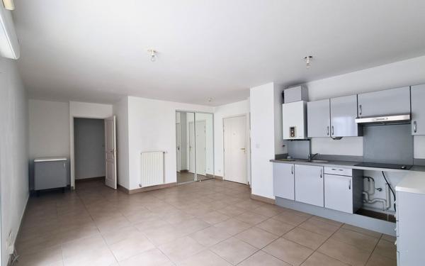 Appartement à vendre    3 pièces • 61,48 m2 Saint-Didier-au-Mont-d'Or