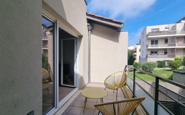 Appartement à vendre    3 pièces • 61,48 m2 Saint-Didier-au-Mont-d'Or