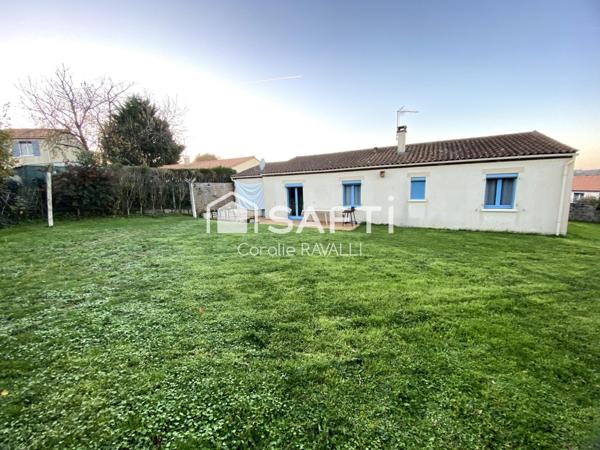 Maison de plain-pied sans vis-à-vis, offrant un cadre paisible