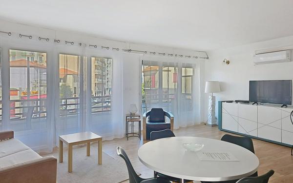 Appartement à vendre    2 pièces • 58,97 m2 Antibes