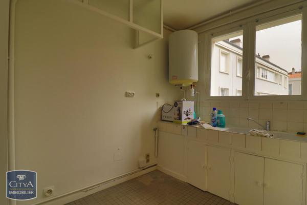 Appartement à louer 2 pièces 58.03m²