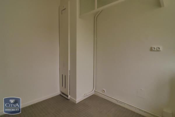 Appartement à louer 2 pièces 58.03m²