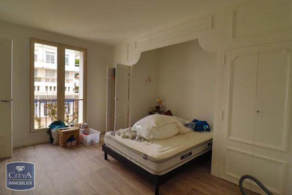 Appartement à louer 2 pièces 58.03m²