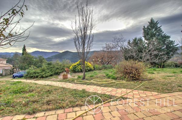 Corsavy (66150) Maison 4 faces au calme