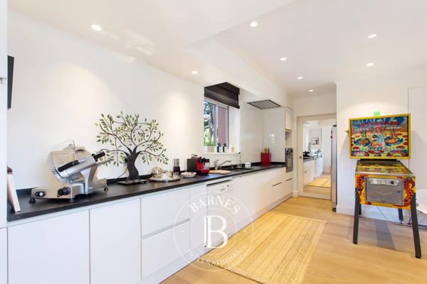 Anglet, Maison 7 Chambres -  340 m² à vendre