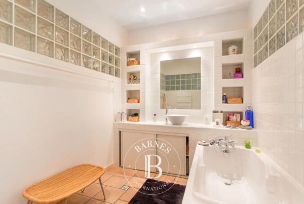 Anglet, Maison 7 Chambres -  340 m² à vendre