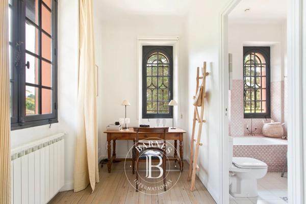 Anglet, Maison 7 Chambres -  340 m² à vendre