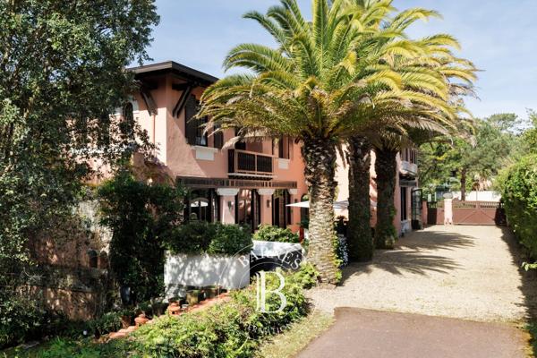 Anglet, Maison 7 Chambres -  340 m² à vendre