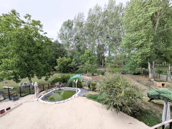 Vente                                                      Maison
                        
                     6 pièces                      135 m2                     à Neufchâteau