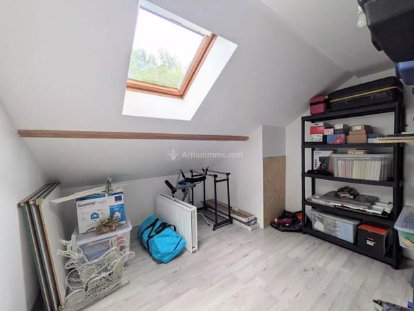 Vente                                                      Maison
                        
                     6 pièces                      135 m2                     à Neufchâteau
