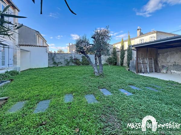 Location Magnifique maison meublée - 5 chambres - 187m² - Jardin - COGNAC