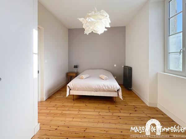 Location Magnifique maison meublée - 5 chambres - 187m² - Jardin - COGNAC