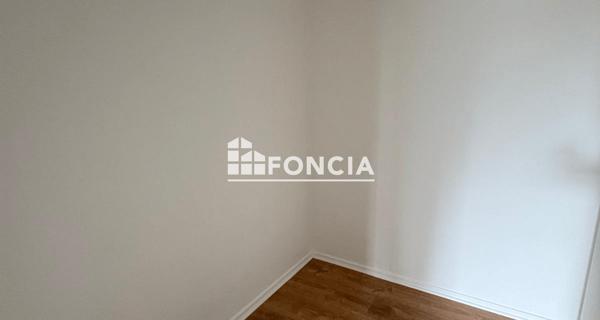 Location Appartement 4 pièces 77 m² - Brunoy 91800