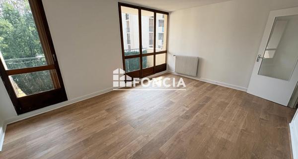 Location Appartement 4 pièces 77 m² - Brunoy 91800