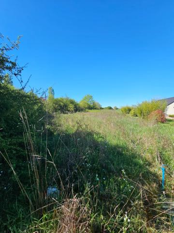 Terrain à vendre de 2 129,00 m² BOULLERET (18)