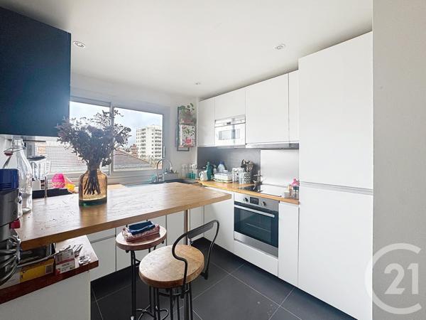 Appartement F3 à vendre  3 pièces - 56 m2 PARIS - 75020