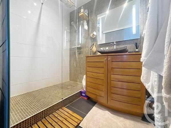 Appartement F3 à vendre  3 pièces - 56 m2 PARIS - 75020