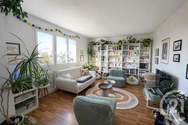 Appartement F2 à vendre  2 pièces - 43,78 m2 ST MAUR DES FOSSES - 94