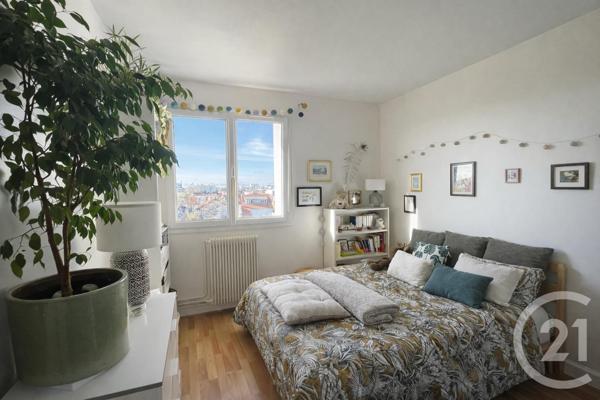 Appartement F2 à vendre  2 pièces - 43,78 m2 ST MAUR DES FOSSES - 94