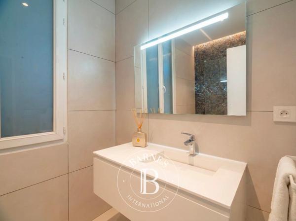 Marseille 8ème, Appartement 2 Chambres -  101 m² à vendre