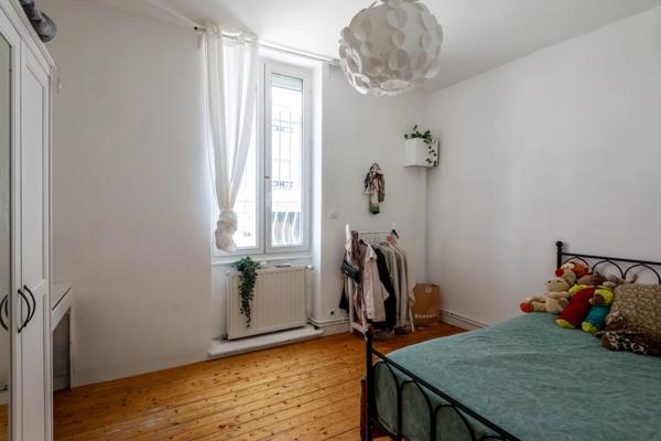 Lyon 3ème - Appartement esprit Maison de 137,8 m² - 5 Chambres - Jardin avec piscine