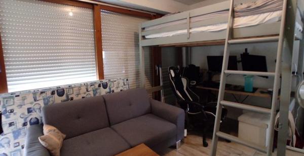 T1 Saintes ville 23 m²