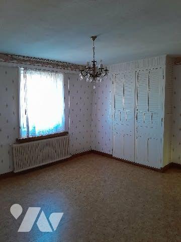 LILLE limite FACHES. 
Charme de l'ancien et cachet préservé.
Maison de famille, charme de l'ancien.