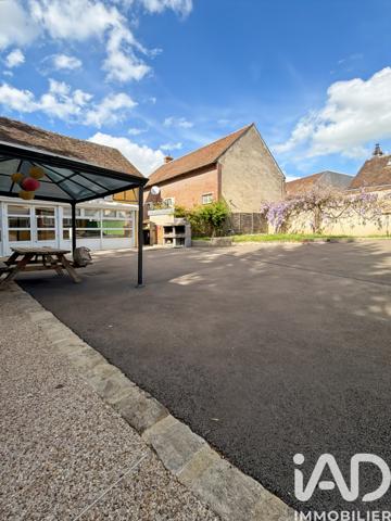 Maison à vendre 11 pièces 308 m² Charny Orée de Puisaye