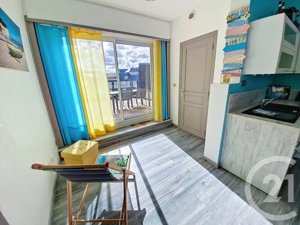 Immeuble à vendre  300 m 2   FECAMP  - 76