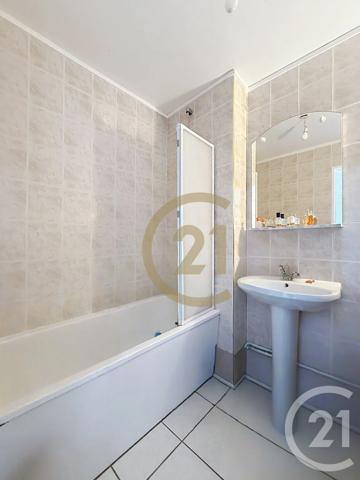 Appartement F4 à vendre  4 pièces - 71,78 m 2   MAROMME  - 76