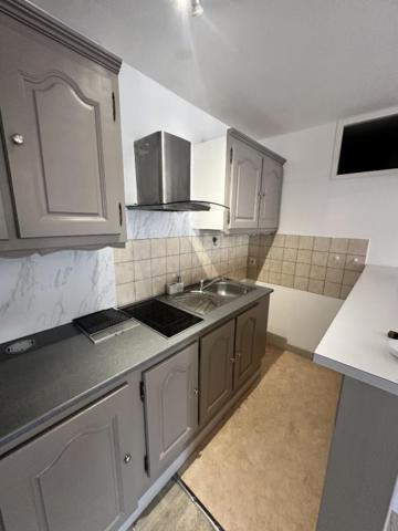 Appartement T2 à louer Saint Jacques De La Lande - 42 m² (réf : 567648)