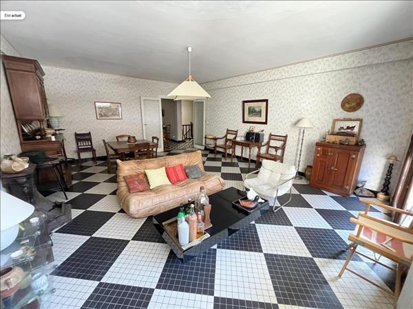 Immeuble à vendre |  Soulac-sur-Mer |  288 m²