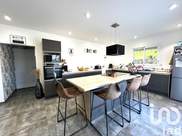 Maison à vendre 4 pièces 113 m² Coutras