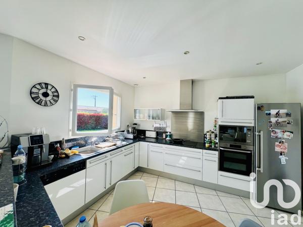 House for sale 5 rooms 138 m² Valence