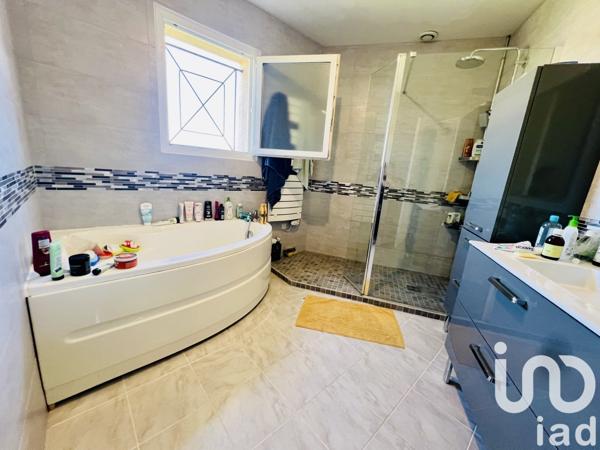 House for sale 5 rooms 138 m² Valence