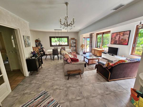 Maison plain-pied 5p 3ch 131m² au calme