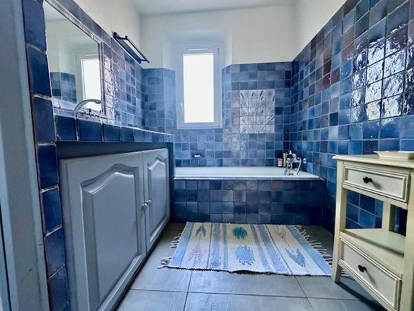 Maison T5 +annexe + garage