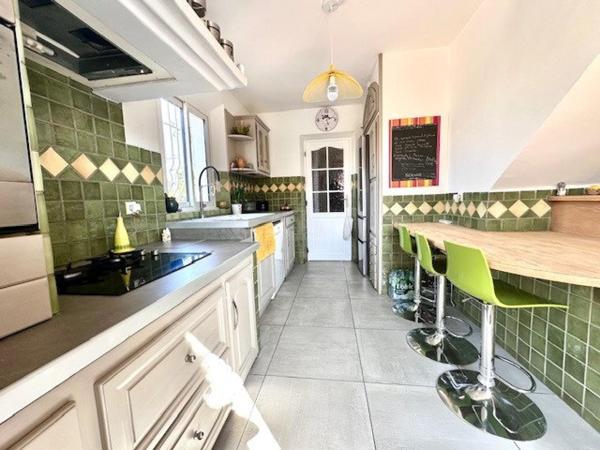 Maison T5 +annexe + garage